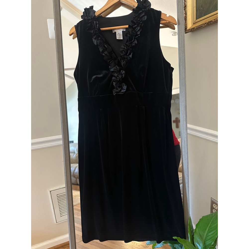 London Style Black Velvet Dress Size 12